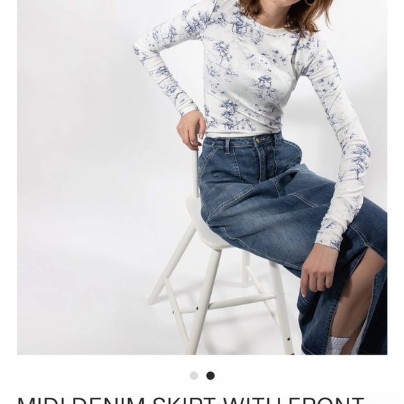 Gorgeous stretch denim midi skirt - Picture 2 of 4